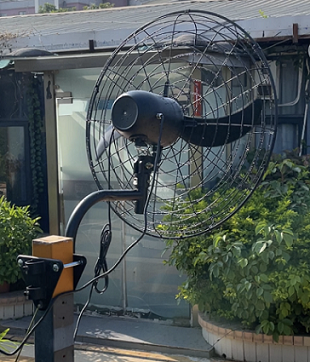 مينجليتيك مروحة حائط صناعية