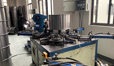 <div style="text-align: right;">خط إنتاج إطار المروحة</div> 