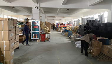 <div style="text-align: right;">ورشة عمل المنتجات شبه النهائية</div> 