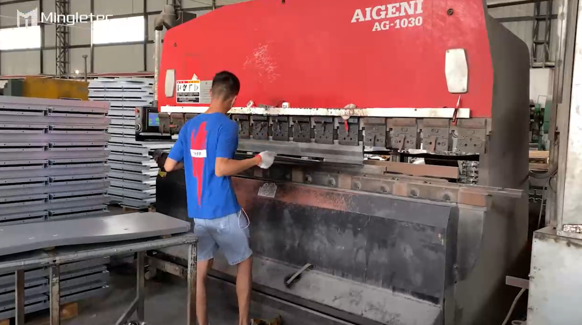 إنتاج مروحة العادم الصناعية