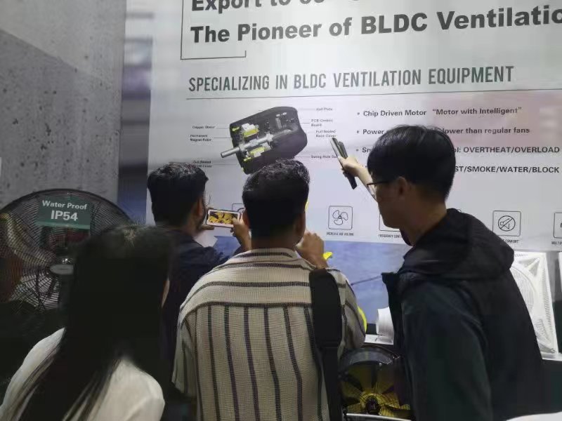 بمحرك DC بدون فرش مروحة صناعية