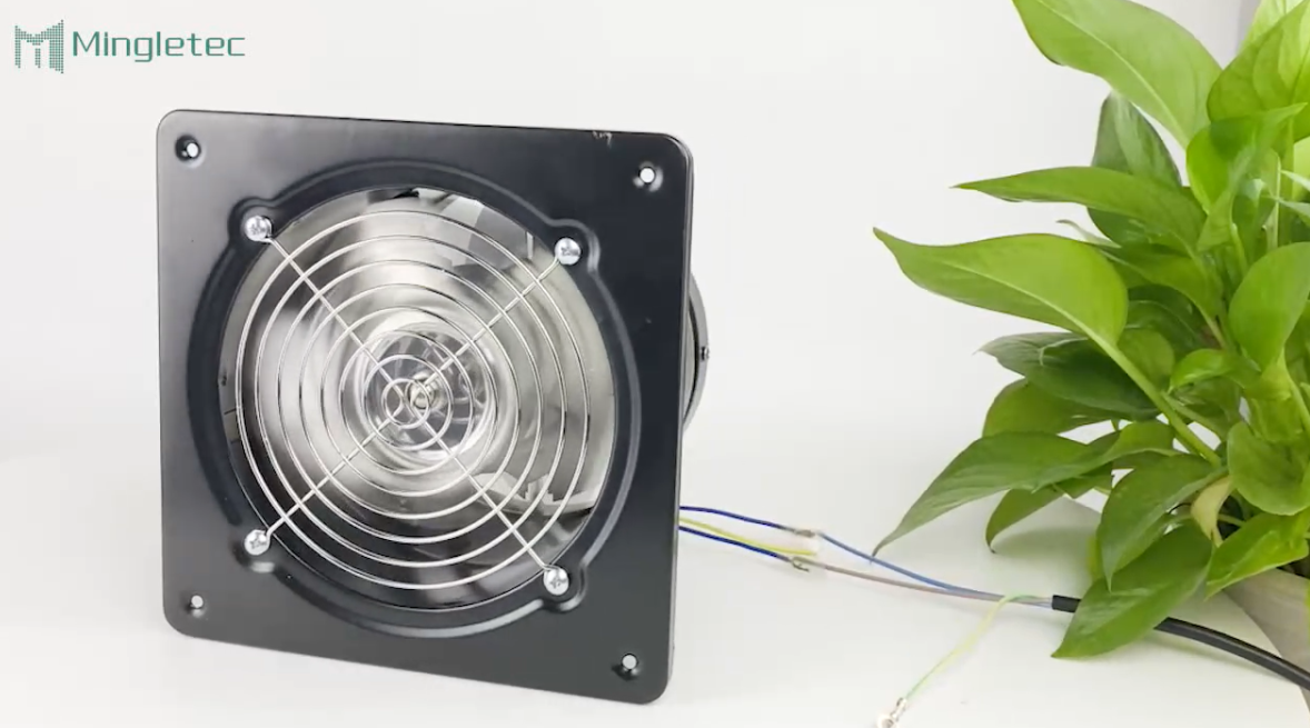 المطبخ يستخدم مروحة عادم معدنية