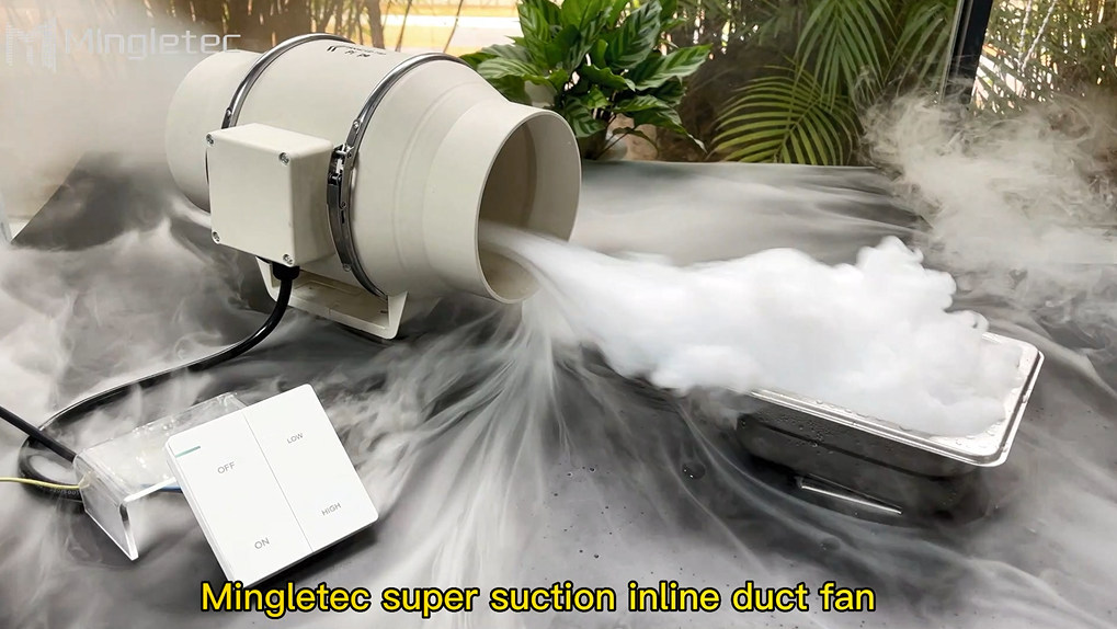 يستخدم حمام المطبخ مروحة قناة مضمنة عالية الكفاءة